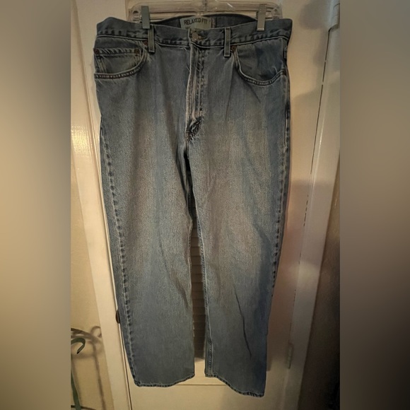 Levi’s 550 Relaxed Fit Men’s Jeans in Light Stonewash - Picture 7 of 11